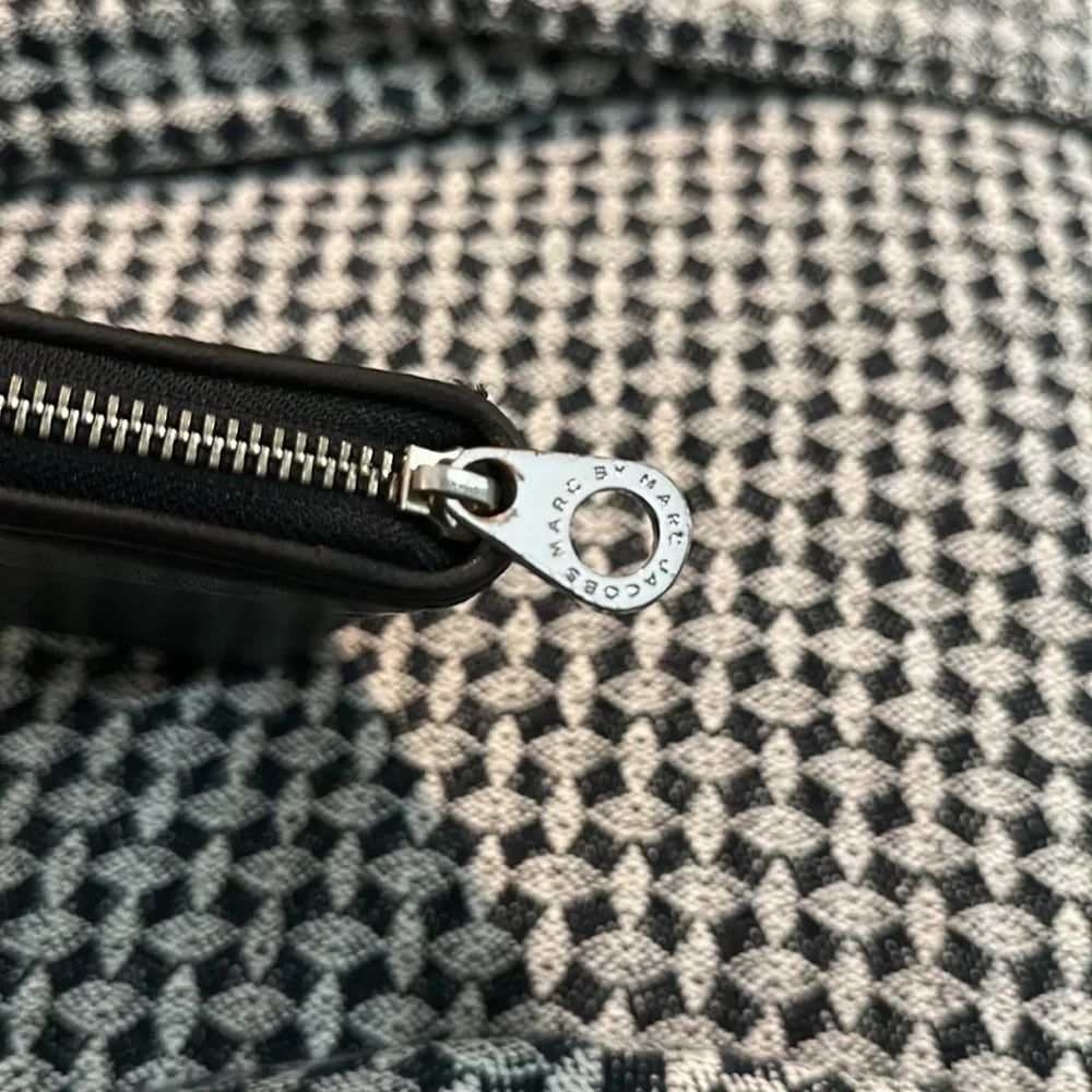 Marc by Marc Jacobs Black Large Zip Around Continental Wallet Silver Hardware - Picture 4 of 5